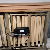 Letto Ortopedico Elettrico con Sponde e Ruote