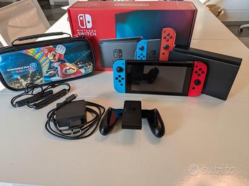 Nintendo Switch Neon completa (dock + scatola)