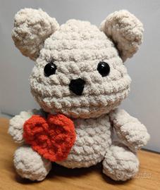 Orso Amigurumi pupazzo cuore orsetto peluche