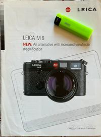 Leica m6 new volume brochure 4 pagine. in inglese