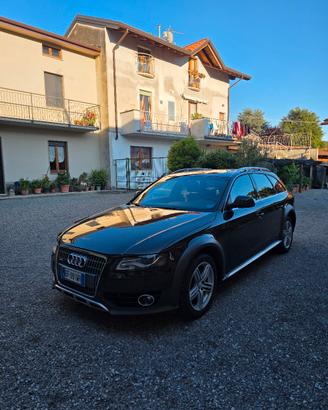 AUDI A4 8K ALLROAD 2.0 TDI MANUALE