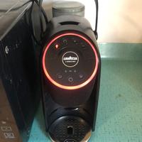 Macchinetta lavazza con alexa integrata