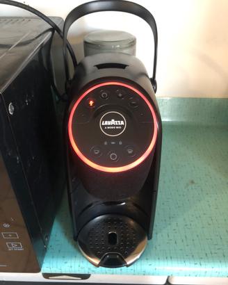 Macchinetta lavazza con alexa integrata
