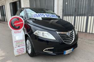 Lancia ypsilon 900 benzina/metano Anno 2015
