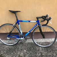 Bici da corsa Opera Pinarello
