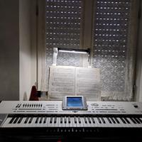 tastiera elettronica korg