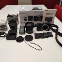 Kit fotocamera mirrorless canon eos M