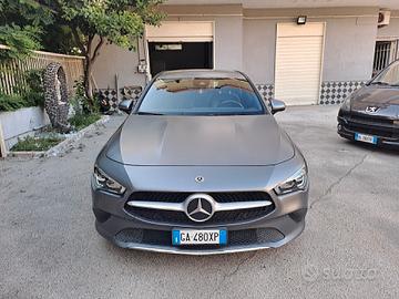 Mercedes-benz CLA 200 CLA 200 d Automatic Shooting