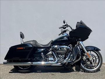 HARLEY-DAVIDSON Road Glide 107 1745