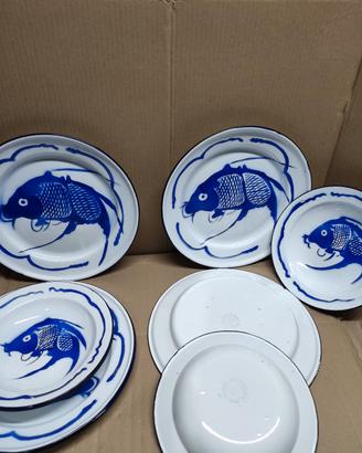 servizio piatti goldfish 