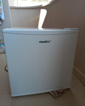 Mini Frigo Comfee RCD50WH1 bianco 47L  con cella
