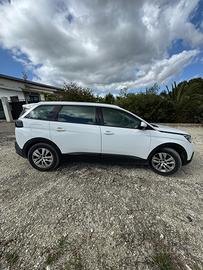Peugeot 5008 II serie