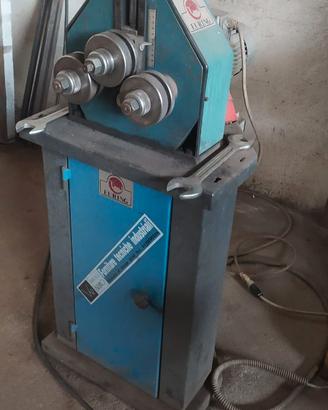 CURVATRICE EURING CM302