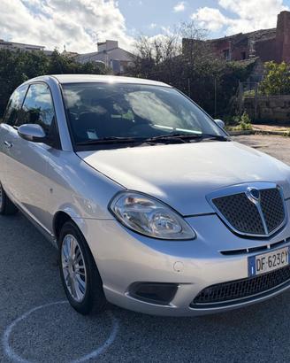 Lancia Ypsilon 1.2 Argento