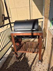 Barbecue a carbonella con carrello + utensili