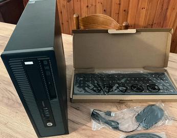 Pc fisso desktop HP 32-ram-1000 GB SSD