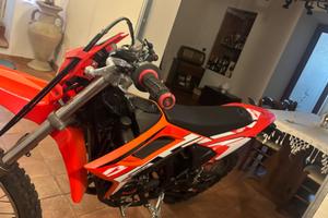 Beta 50 rr portata 70 con top nero e varie cose