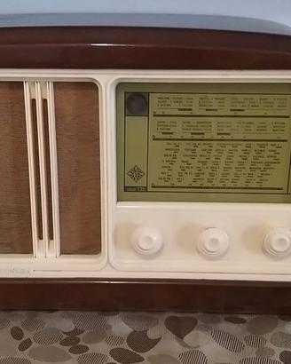 Radio Telefunken T21