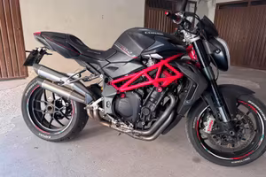 MV AUGUSTA BRUTALE  1090RR