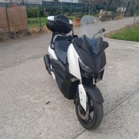 yamaha xmax 300