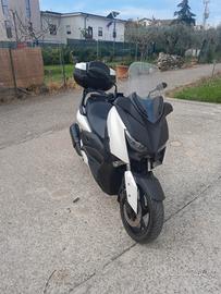 yamaha xmax 300