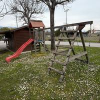 Gioco per giardino bambini scivolo altalena