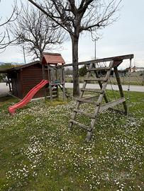 Gioco per giardino bambini scivolo altalena