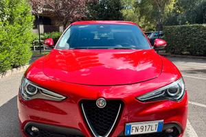 Alfa Romeo Stelvio 2.2 D180 CV AT8 - 120.000 km