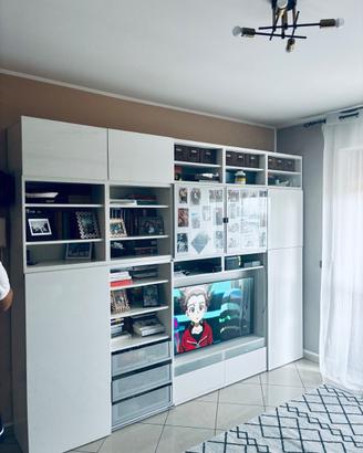 Parete attrezzata moderna bianca 200€