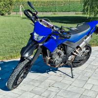 Yamaha XT 660 X con accessori