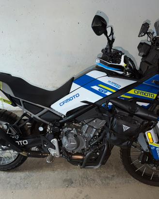 CF Moto 450 MT
