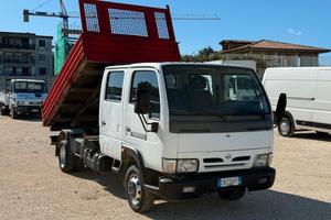 Nissan Cabstar 120 7 posti ribaltabile