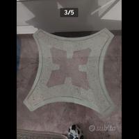 Tavolino in vetro bisellato e capitello