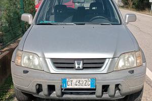 Honda cr-v 1998 150 000 km