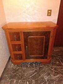 mobiletto del ingresso 