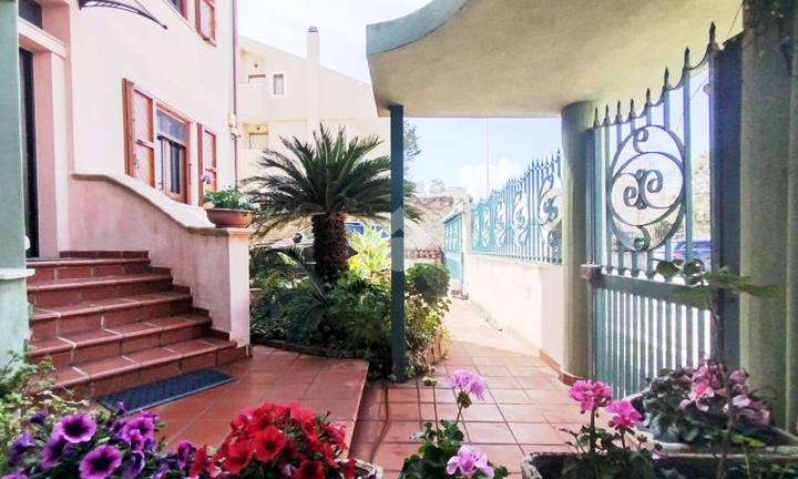 VILLA SINGOLA A QUARTU SANT'ELENA