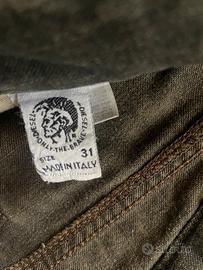 Jeans DIESEL corti Uomo Marron Scuro Tg.31