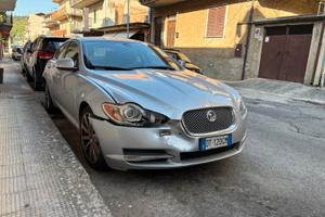 Jaguar XF 2700 diesel 