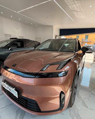Lynk and Co 08 Lynk & Co 08 1.5 phev More auto FIN