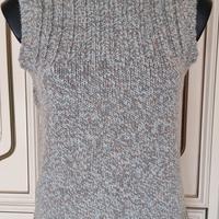 Maglia smanicata dolcevita in lana Max&Co 