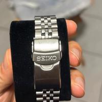 Seiko 5 GMT