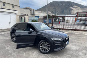 Q8 s line unico proprietario