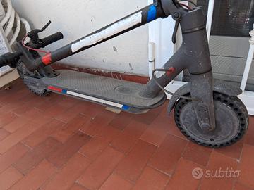 Monopattino Elettrico Xiaomi M365