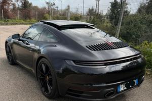 Porsche 911 carrera 4s (992)
