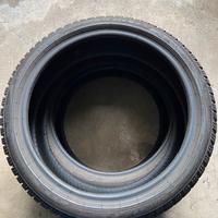 2 gomme pneumatici invernali 225 40 18
