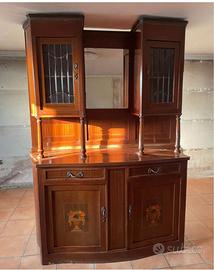 Credenza antica - Con vetrinette