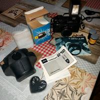 YASHICA 35 GT Fotocamera + flash toshiba e altro