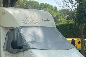 Oscurante parabrezza camper Ford rimor
