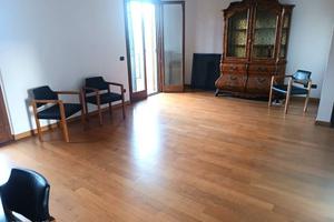 Villa di 180 m² con più di 5 locali e box auto a P