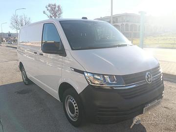 VOLKSWAGEN TRANSPORTER 2.0 TDI L1H1 Unico Prop